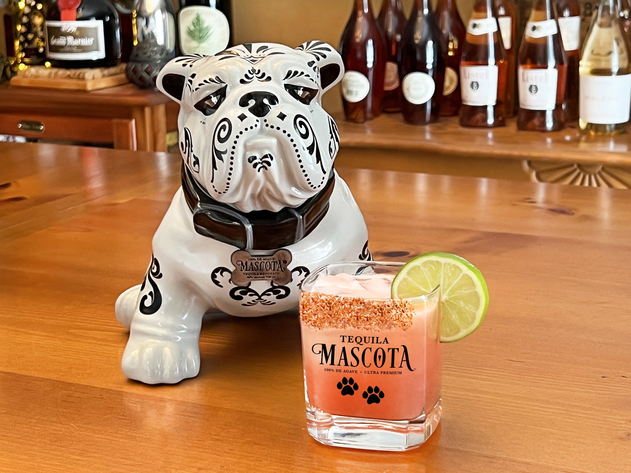 Mascota Rosa Blanco Tequila: Premium Artisanal Craftsmanship
